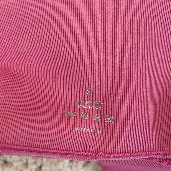 NVGTN Bubble Gum Pink NV Seamless Leggings - Picture 8 of 8